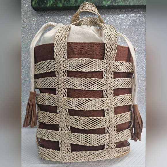 Cost Plus World Market Handbags - Like New - Cost Plus World Market Cream and Brown Woven Satchel, Removable Tote